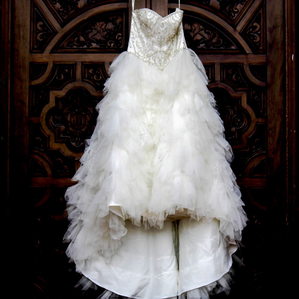 Strapless wedding gown